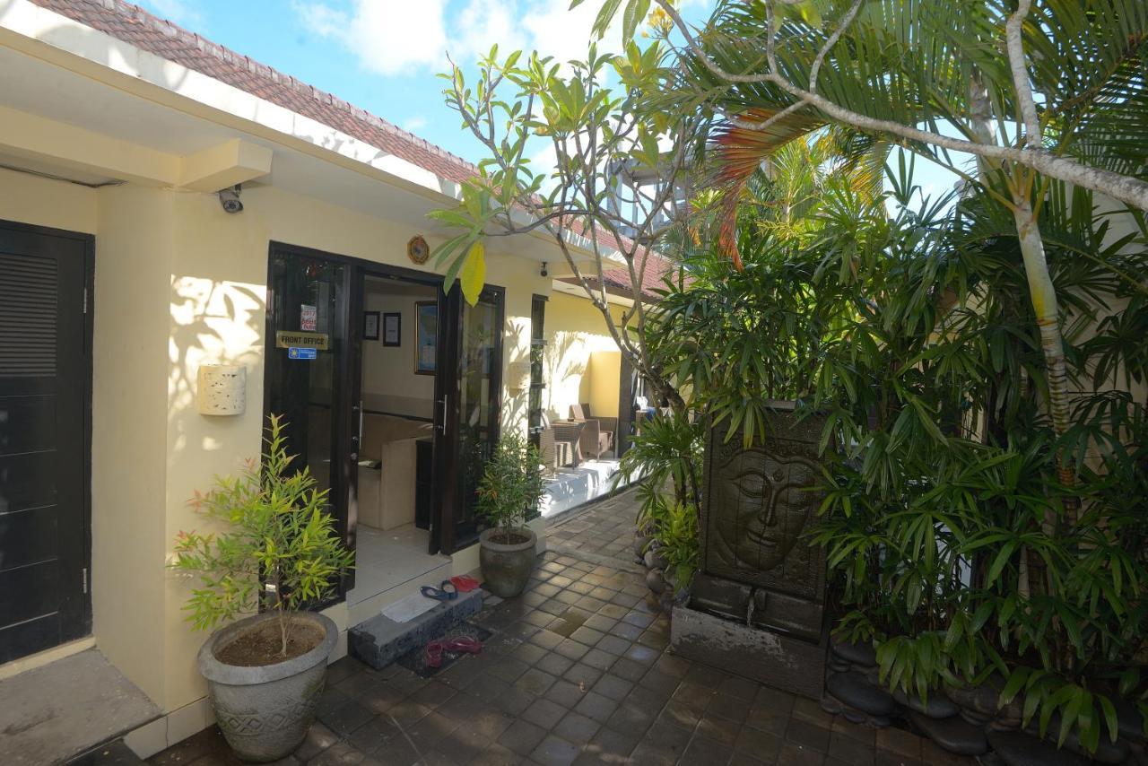 Andari Legian Hotel Bali Exterior foto