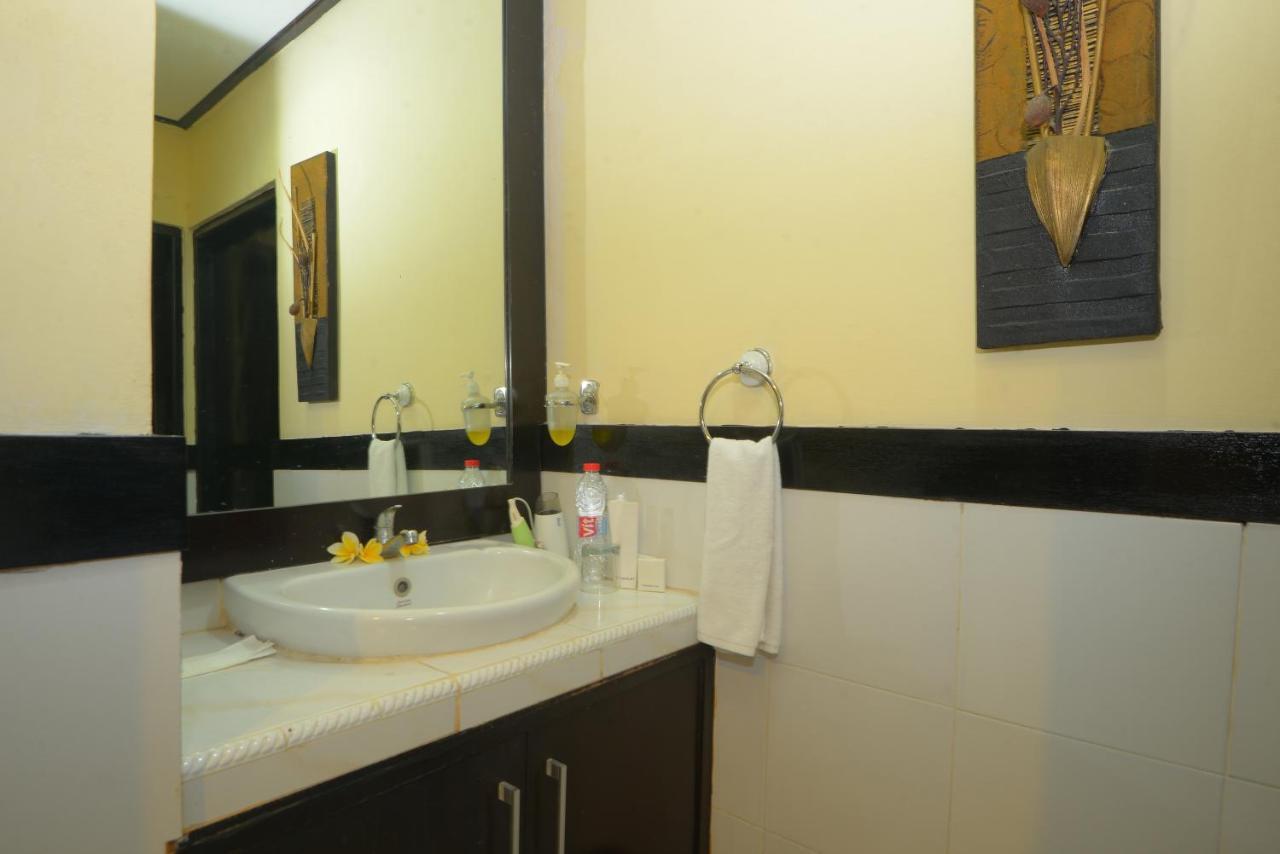 Andari Legian Hotel Bali Exterior foto